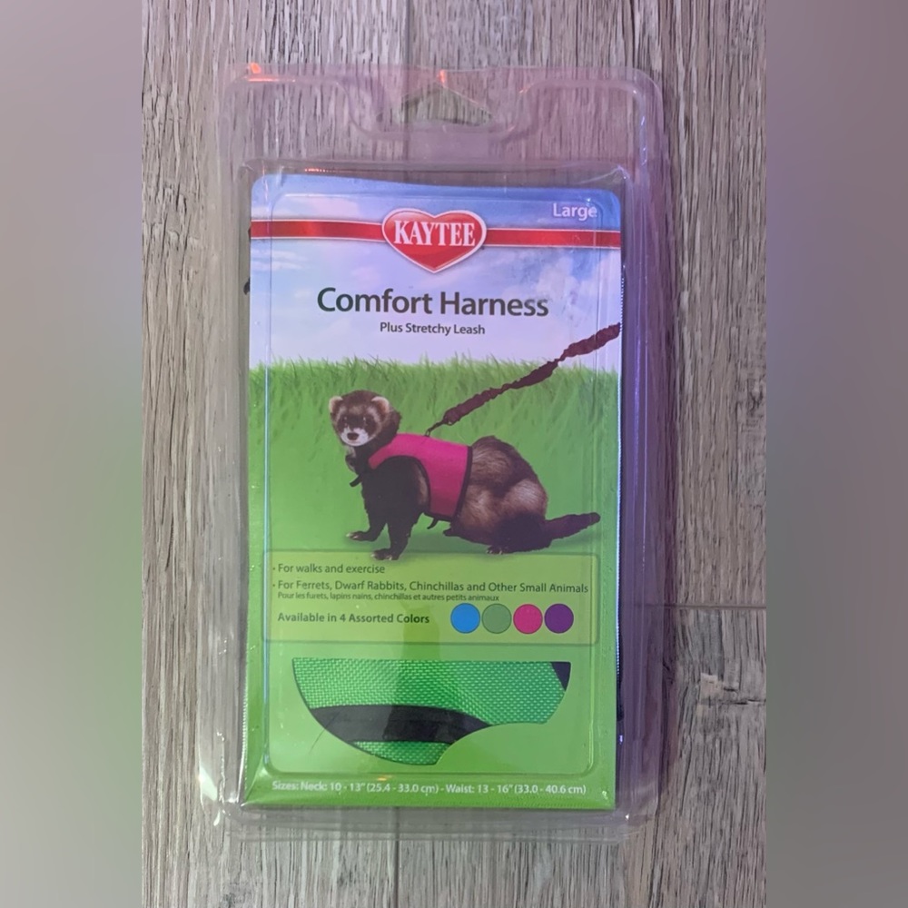 Kaytee Comfort Harness & Stretchy Leash for Small Animals
